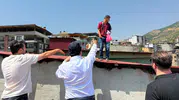 "İntiharkolik" Hasan İ. bu kez Şemdinli'de 7 katlı binaya çıktı