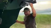 Ağın'da fırtınaya yakalanan balıkçıların çadır mücadelesi kamerada