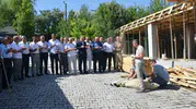 Muş Bulanık ilçesinde hayırseverler yeni bir cami ve taziye evi inşa ediyor