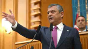 Yeni Parti Genel Başkanı Özgür Özel ve Milletvekili Veli Ağbaba hakkında "zincirleme rüşvet" iddiasıyla fezleke hazırlandı