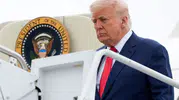 Trump'tan dünyayı sarsacak iddialar: İran korkuyor, Çin'e geçit yok