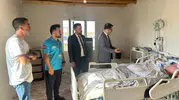 Cizre'de başhekimler evde sağlık hizmeti alan hastaları evlerinde ziyaret etti