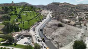 Şanlıurfa turizm yolunda asfalt yenileme çalışmaları hız kazandı