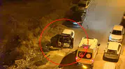Mardin'de park halindeki otomobilin kornası gece yarısı mahalleyi uykusundan etti