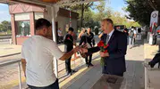 Fırat Üniversitesi öğrencilerini çiçeklerle karşıladı