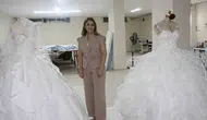 Şırnaklı girişimci kadın atık malzemelerden gelinlik tasarlayarak kadınlara istihdam sağlıyor