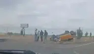 Diyarbakır Bağlar'da kamyon ve taksi çarpıştı