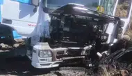 Siverek yolunda tır kazası sürücü hastaneye kaldırıldı