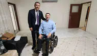 MHP Diyarbakır İl Başkanı Özcoşkun engelli vatandaşın sandalye talebini hızla karşıladı