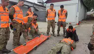 Şırnak'ta arama kurtarma ekipleri zorlu enkaz eğitimlerinden geçiyor