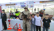 Sason Festivalinde Jandarma Standı Vatandaşların İlgi Odağı Oldu