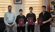 Çermik ilçesinde hafızlık eğitimini tamamlayan üç öğrenciye belgeleri törenle verildi