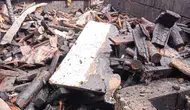 Van İpekyolu'nda odunluk yangını paniği
