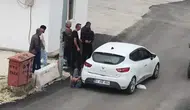 Elazığ Rüstempaşa Mahallesi'nde otomobilin çarptığı yaya hastanelik oldu
