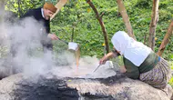 Bitlis Hizan'da asırlık üzüm pekmezi geleneği imece usulüyle yaşatılıyor