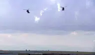 Şanlıurfa semalarında helikopterlerle Harmandalı ve Zeybek gösterisi