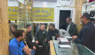Diyarbakır emniyeti haraç istenen kuyumcuyu ziyaret ederek destek verdi