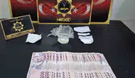 Siirt'te uyuşturucu satıcılarına yönelik operasyonda üç kişi tutuklandı