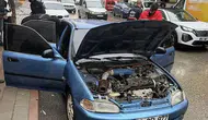 Siirt'te park halindeki otomobil alevlere teslim oldu