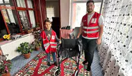 Muradiye'de Kızılay eliyle gelen büyük mutluluk