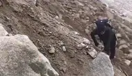 Ağrı Dağı zirve yolunda dağcılar heyelan tehlikesiyle karşı karşıya kaldı