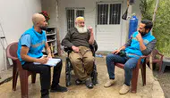Kazak doktor Hakkari sınırında şifa dağıtıyor