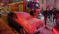 Batman'da park halindeki otomobil alevlere teslim olmaktan son anda kurtuldu