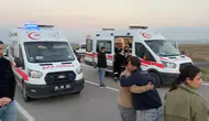 Düğün davetiyesi götüren aile kaza yaptı 3'ü çocuk 6 yaralı