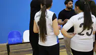 Ağrı ve Vanlı kızlar voleybol sahasında dostluk için ter döktü