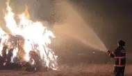 Yüksekova'da çıkan yangın kışlık ot stoklarını küle çevirdi