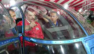 Bakan Çiftçi Şanlıurfa TEKNOFEST alanında tarihi helikopter simülatörünü kullandı