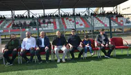 Bulanık Gençlerbirliği şampiyonluk kupasını kaldırarak play-off vizesini aldı