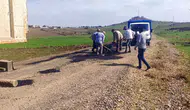 Çermik halkı bozuk yollarını kendi imkanlarıyla onardı