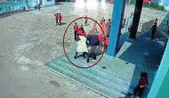 Diyarbakırda bir öğrencinin hayatını kurtaran müdahale güvenlik kamerasına yansıdı