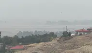 Yüksekova'da yoğun sis görüş mesafesini düşürdü
