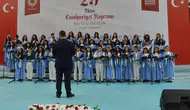 Mardin'de Cumhuriyet coşkusu çocuk korosundan dört dilde türkü