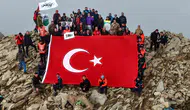 Bingöl'de Cumhuriyet coşkusu 2878 rakımlı Sülbüs Dağı'nın zirvesine taşındı