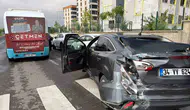 Diyarbakır'da halk otobüsü ve otomobil çarpıştı