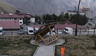 Hakkari merkezde belediyenin kurduğu kamelya kimliği belirsiz kişilerce tahrip edildi