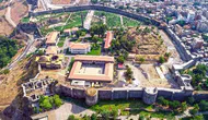 Diyarbakır sokakları sete dönüşecek: Canan Tan'ın sevilen romanı ekrana taşınıyor