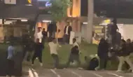 Elazığ Cumhuriyet Meydanı'nda gece kavgası kameraya yansıdı