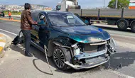 Elazığ Güney Çevre Yolu üzerinde otomobil ve tır çarpıştı