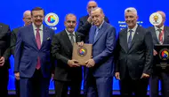 İdris Alan Ankara’da Cumhurbaşkanı Erdoğan’dan şeref beratını aldı