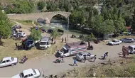 Çermik’te kurbanlıklar tarihi köprünün dibinde satışa çıktı