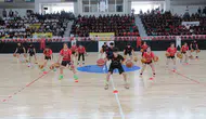 Cizre gençliği 19 Mayıs coşkusunu spor salonuna taşıdı