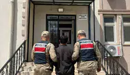Şanlıurfa’da aranan hırsız jandarma operasyonuyla yakayı ele verdi
