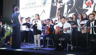 Cizre sahnesinde öğretmen ve öğrenciler bir araya geldi