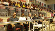 Muş hentbol sahalarında genç yetenekler ter döküyor