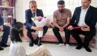 Ağrı'da karne heyecanı evde eğitim gören Elif’in evine taşındı