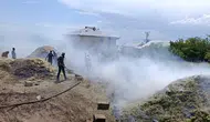 Erciş’te bir samanlıkta çıkan yangın 20 ton ürünü kül etti